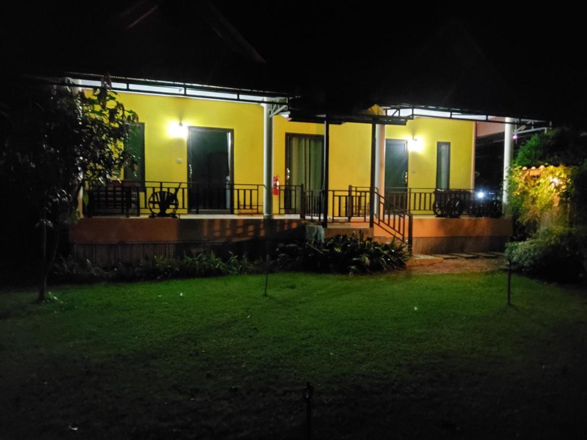 Отель Lanta Lucky House Ко-Ланта Экстерьер фото