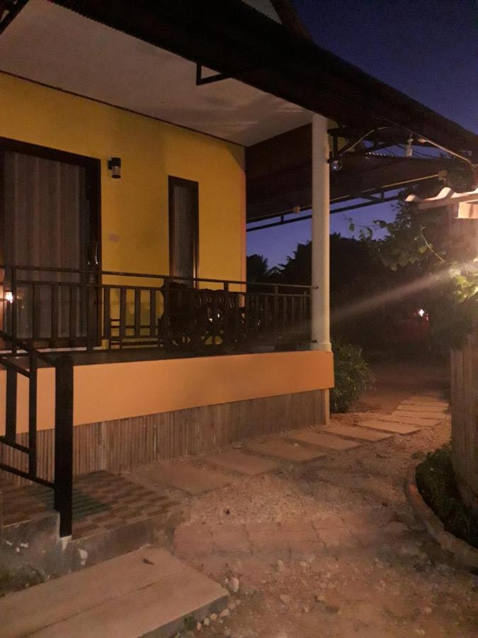 Отель Lanta Lucky House Ко-Ланта Экстерьер фото